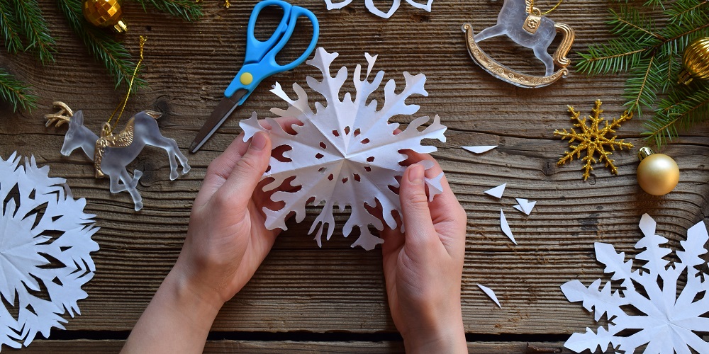 Make Cut Out Snowflakes Day, Holiday