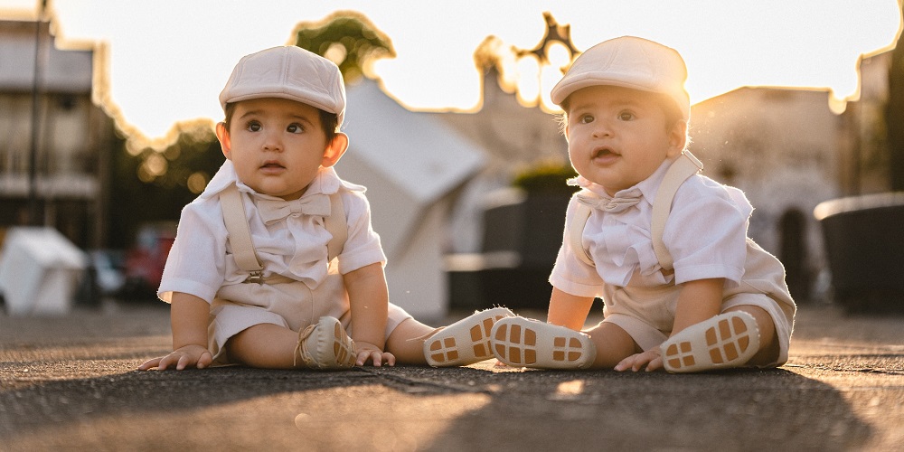 National Twins Day in 2024/2025 When, Where, Why, How is Celebrated?